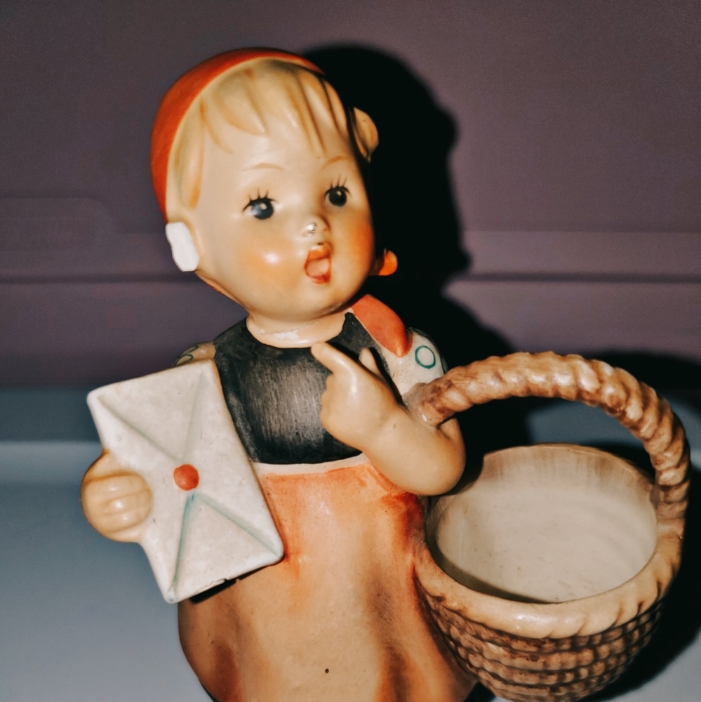 Rare collectable figurines .